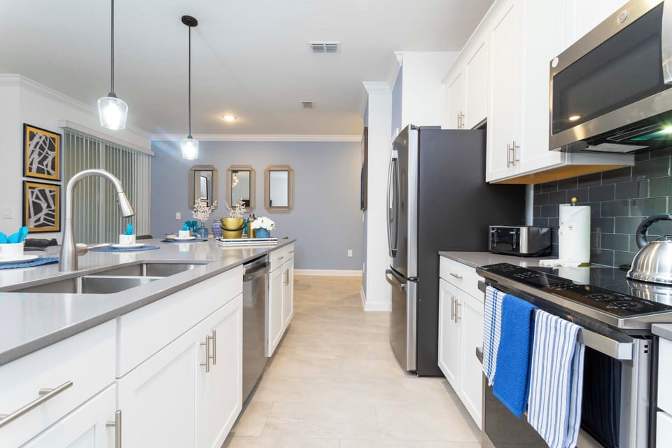 House | 4 bedrooms, high-speed internet