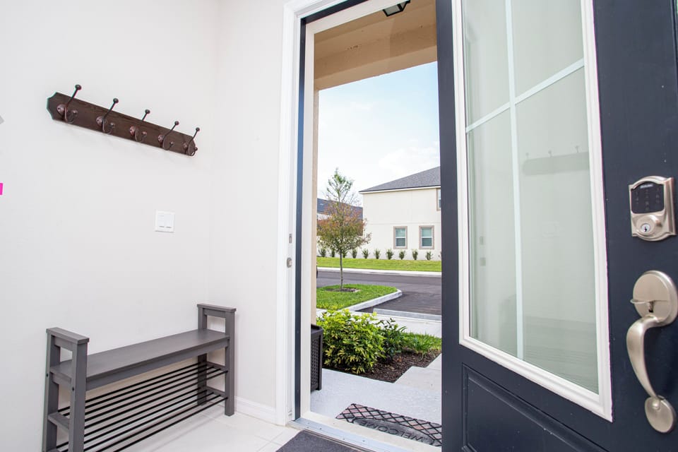 House | 4 bedrooms, desk, soundproofing, high-speed internet
