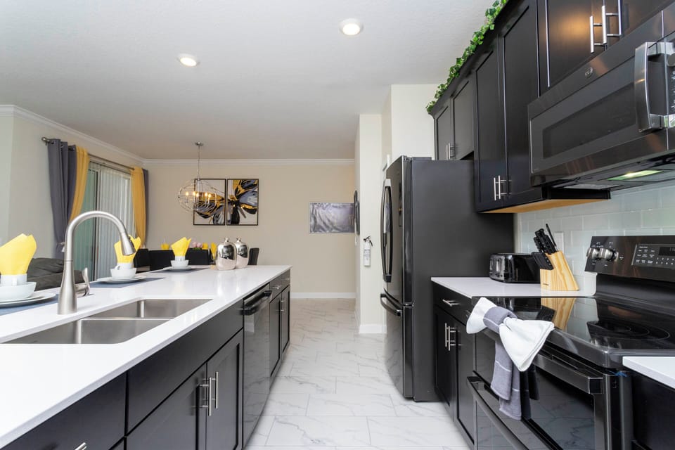 House | 4 bedrooms, desk, soundproofing, high-speed internet