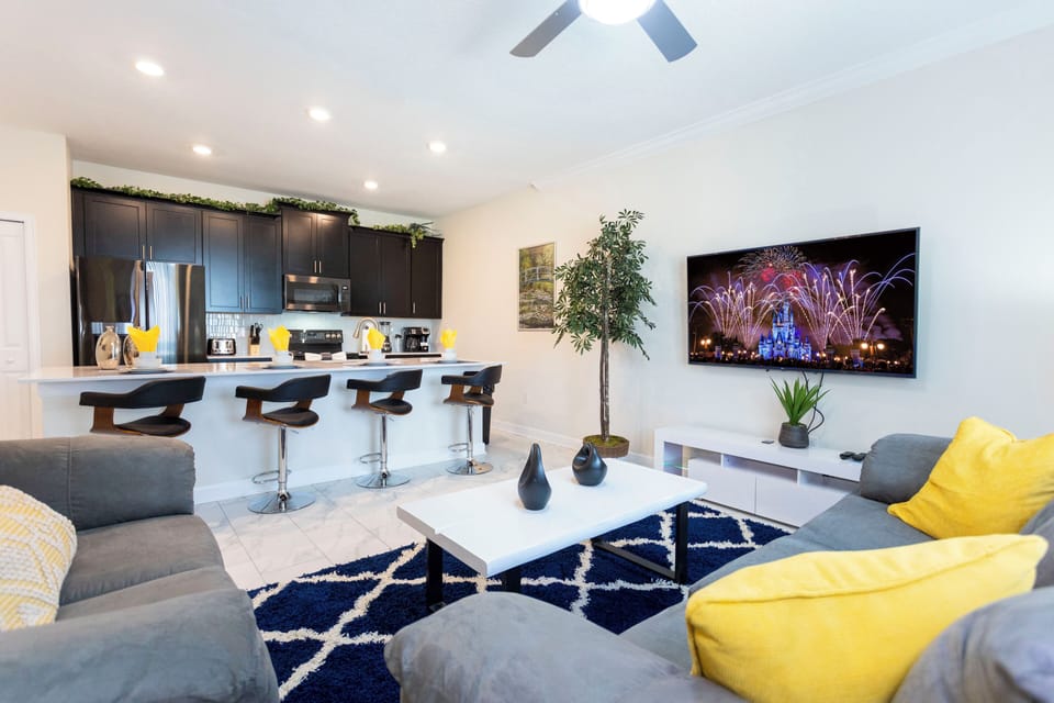 House | 4 bedrooms, desk, soundproofing, high-speed internet
