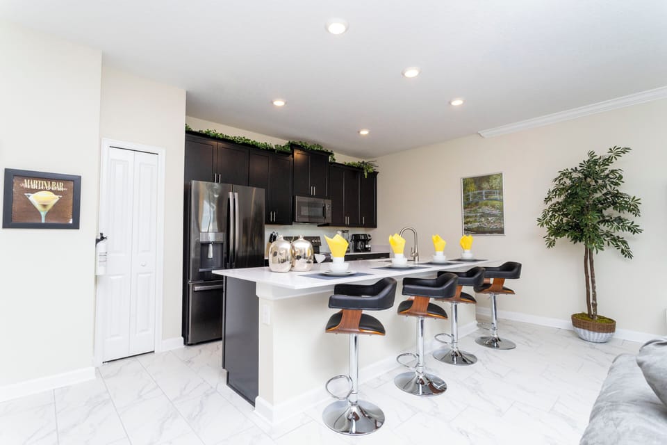 House | 4 bedrooms, desk, soundproofing, high-speed internet