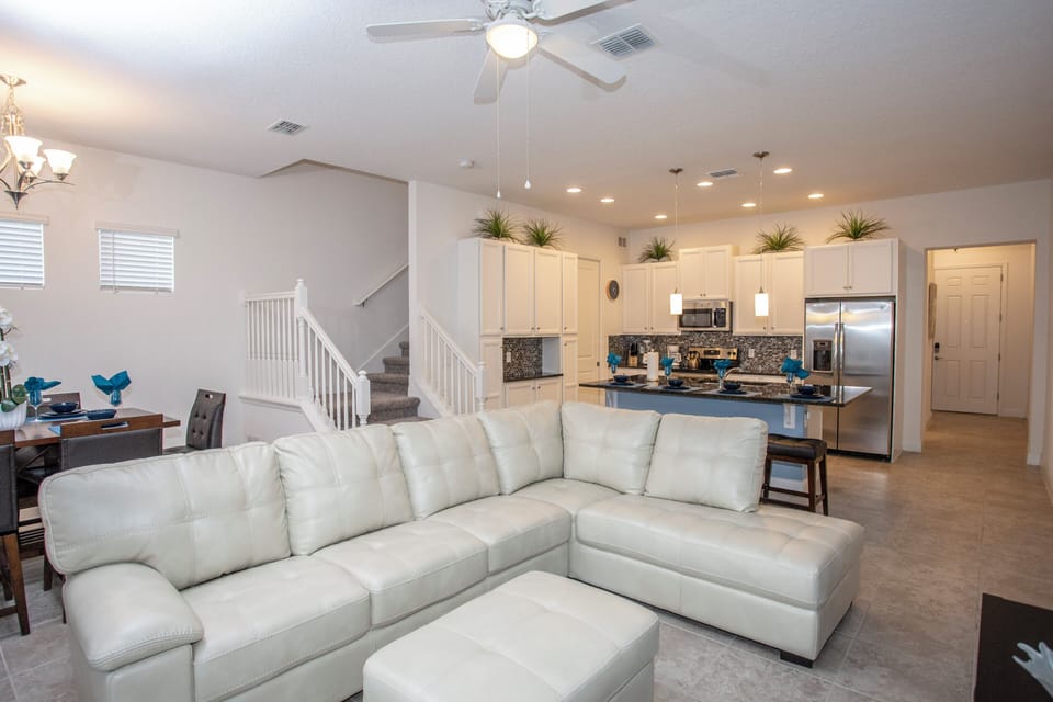 House | 5 bedrooms, high-speed internet