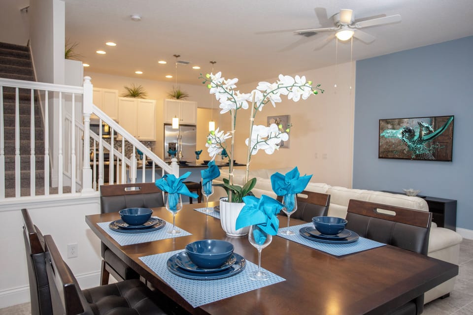 House | 5 bedrooms, high-speed internet