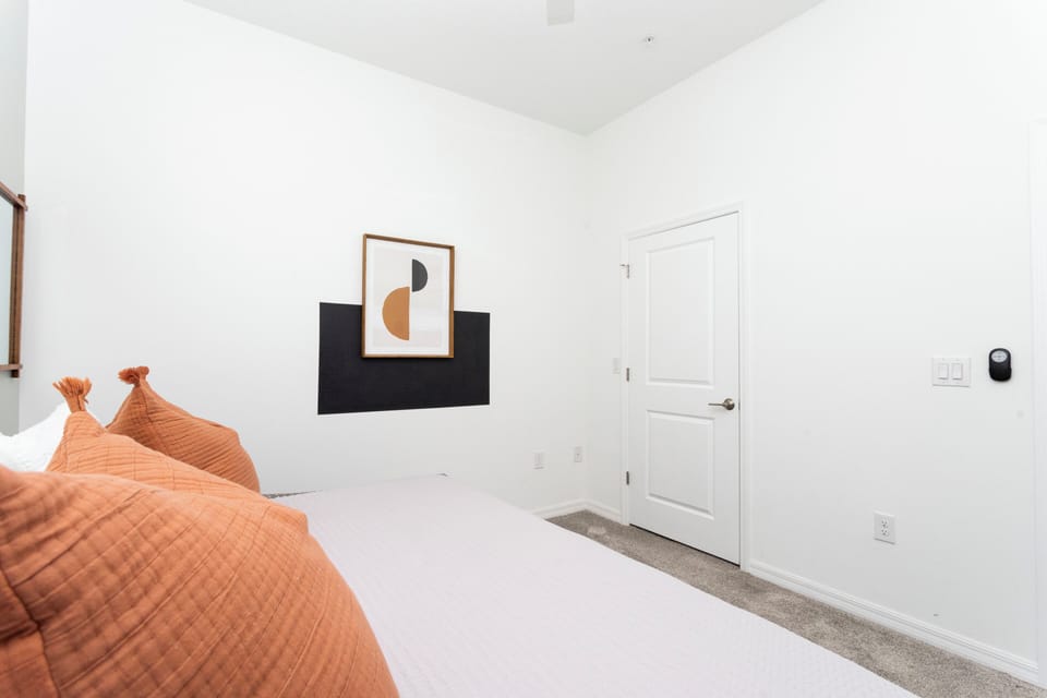 House | 2 bedrooms, soundproofing, high-speed internet
