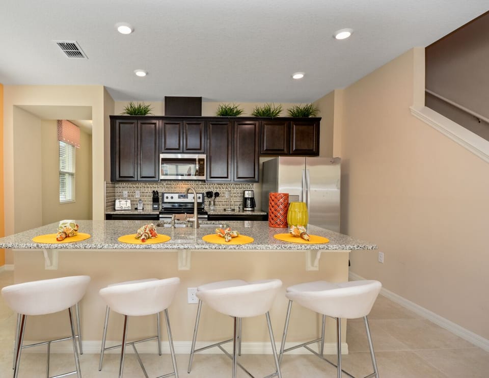 House | 4 bedrooms, high-speed internet