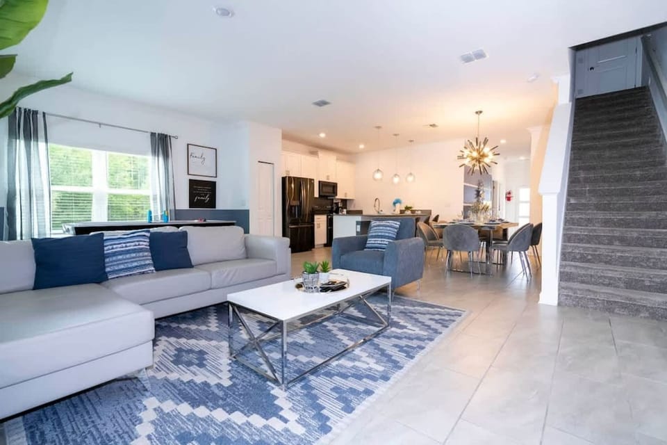 House | 5 bedrooms, Internet