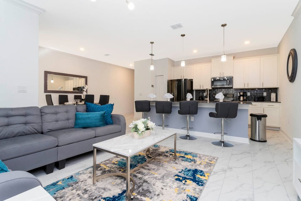House | 4 bedrooms, desk, soundproofing, high-speed internet