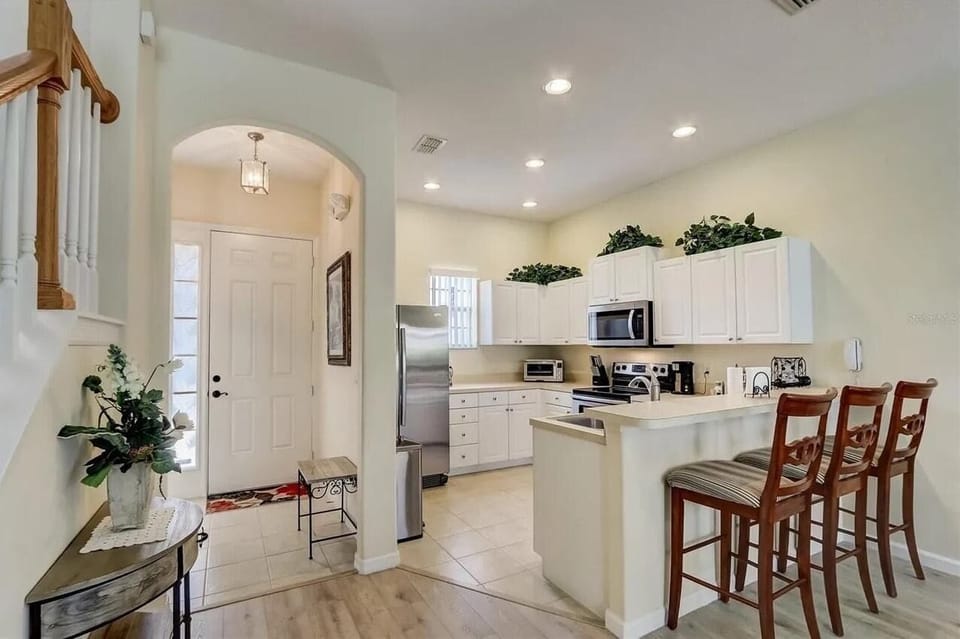 House | 4 bedrooms, high-speed internet