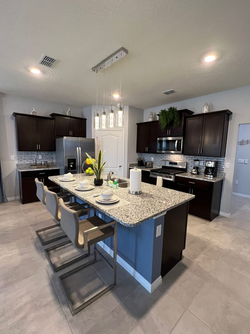 House | 5 bedrooms, desk, high-speed internet