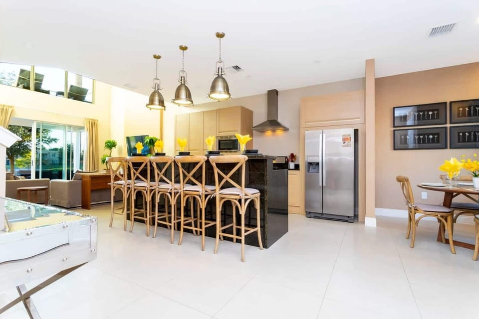 House | 4 bedrooms, Internet