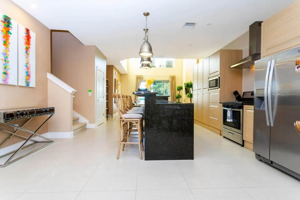 House | 4 bedrooms, Internet