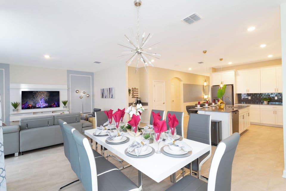 House | 6 bedrooms, desk, soundproofing, high-speed internet