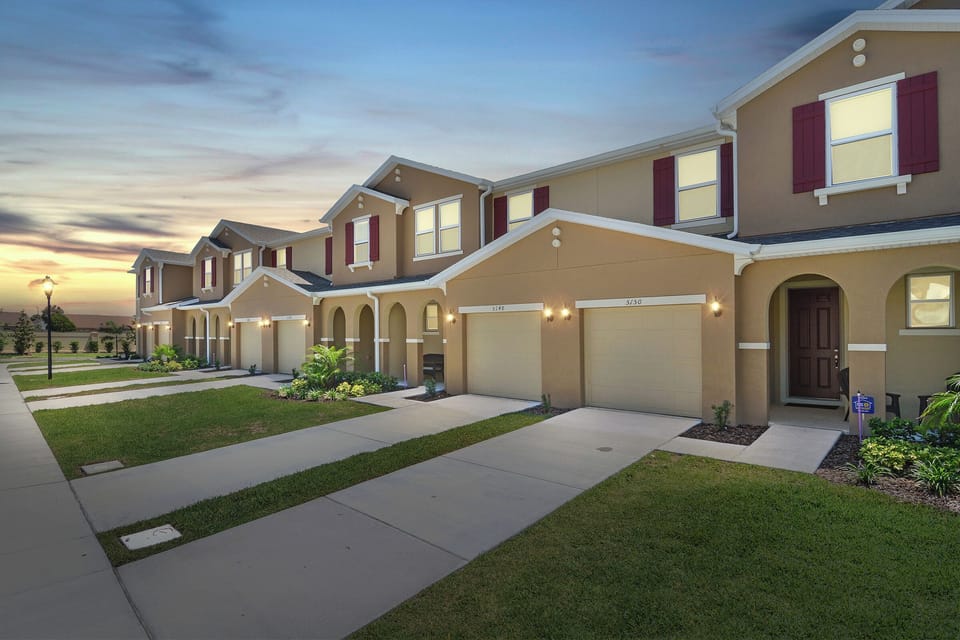 House | 4 bedrooms, in-room safe, desk, soundproofing