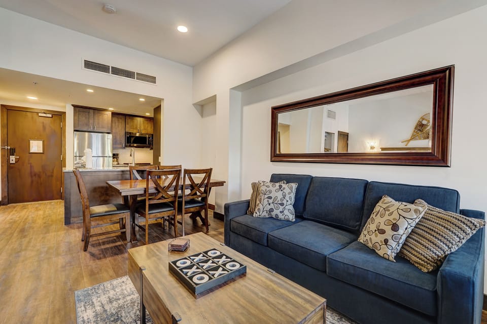 Studio with 1 King Bed and Sleeper Sofa