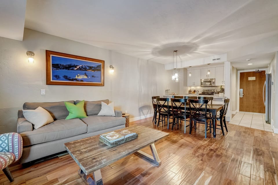 Living Area / Dining Area