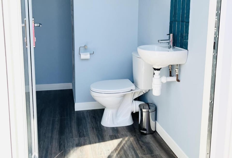 Cabin | Bathroom | Shower