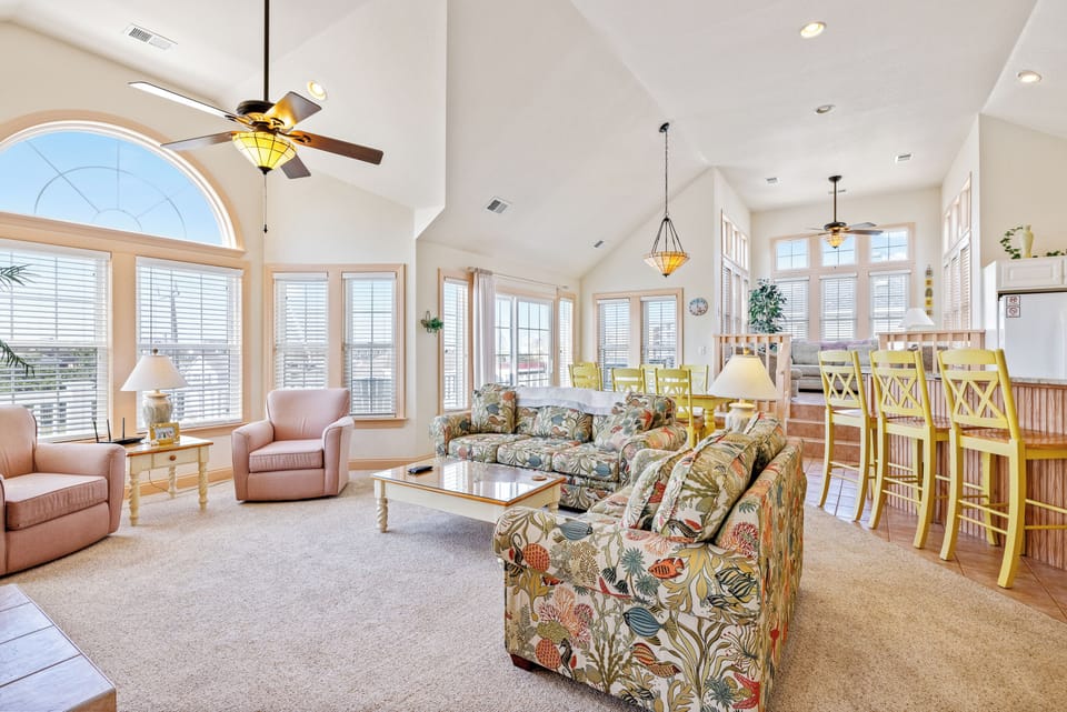 KDH376: Ocean Escape | TL Living Area, Deck Access