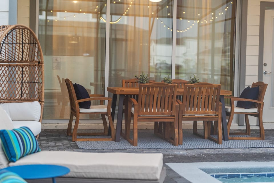 Dine outdoors or inside - enough seating for 14