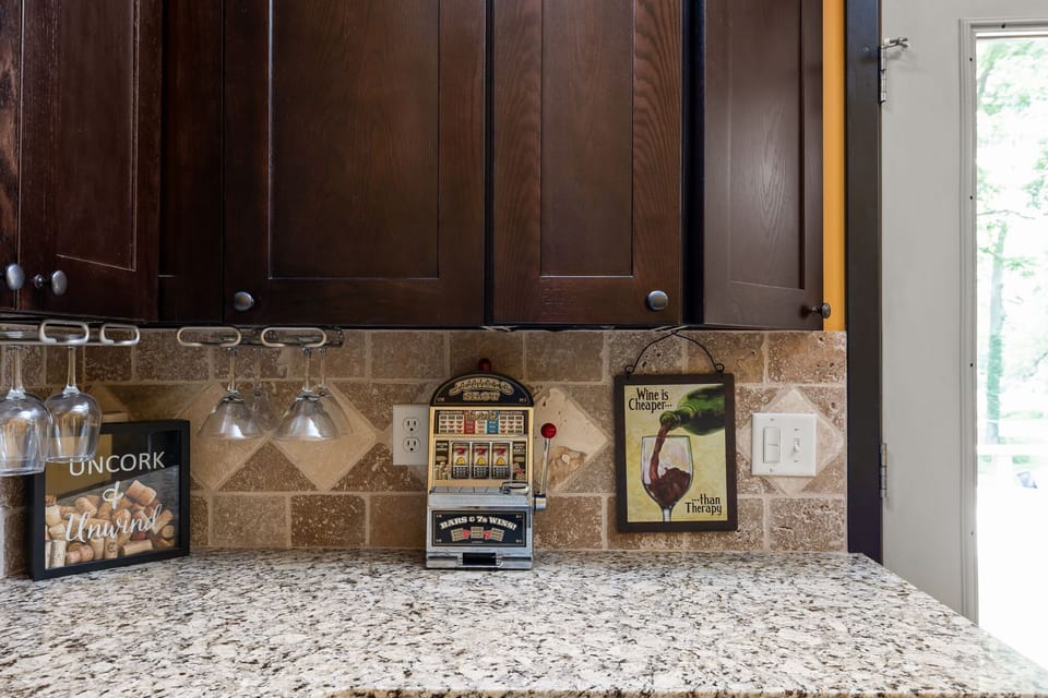 Wet bar