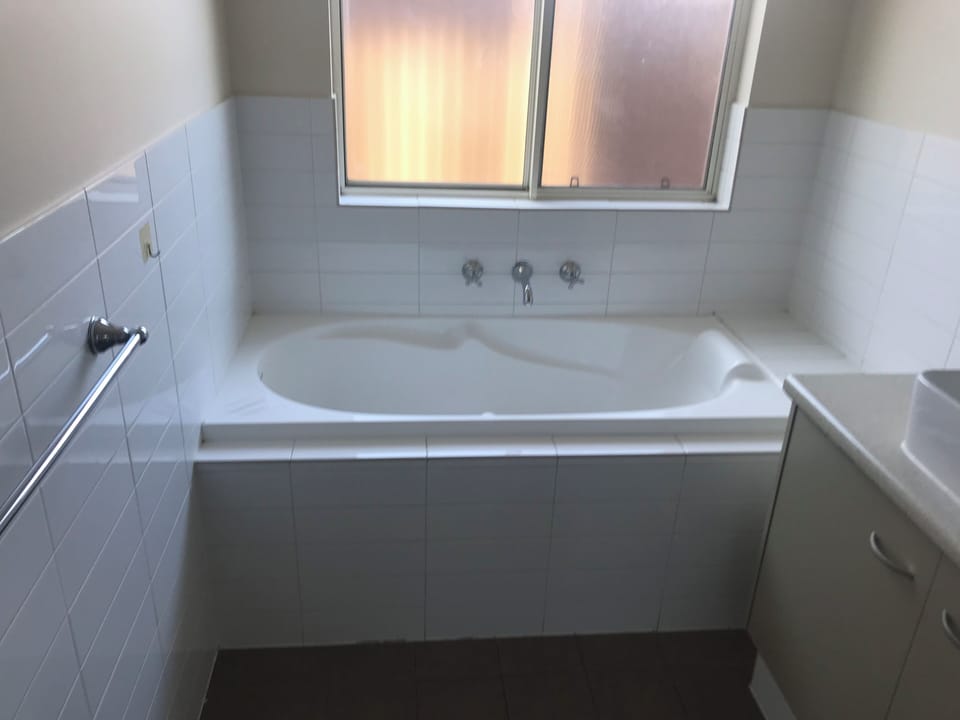 House | Bathroom | Shower, towels