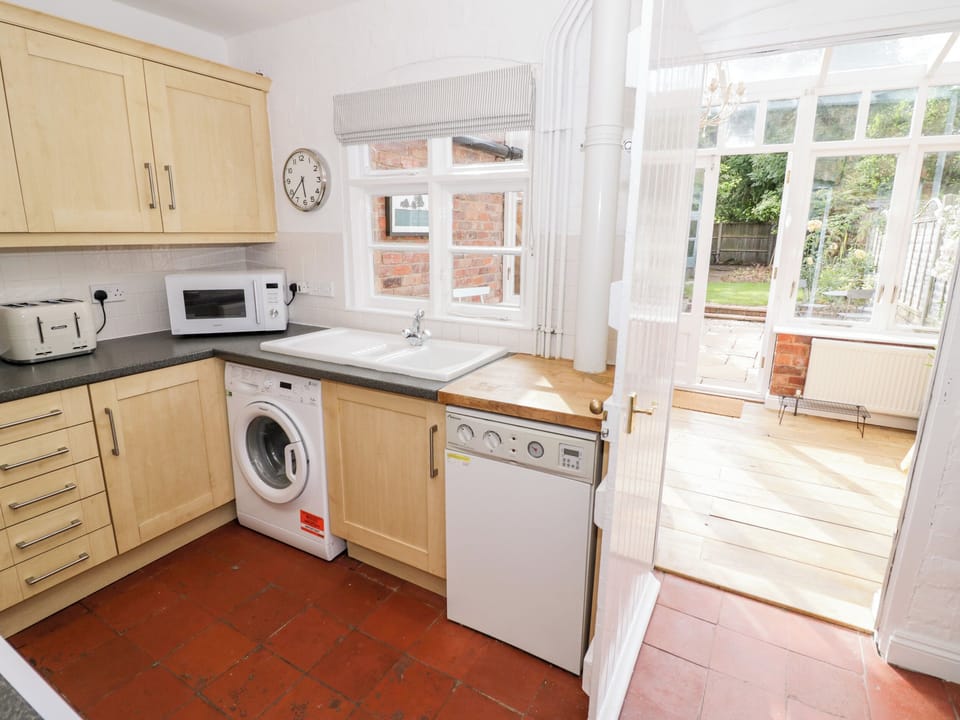 Fridge, dishwasher, electric kettle, toaster