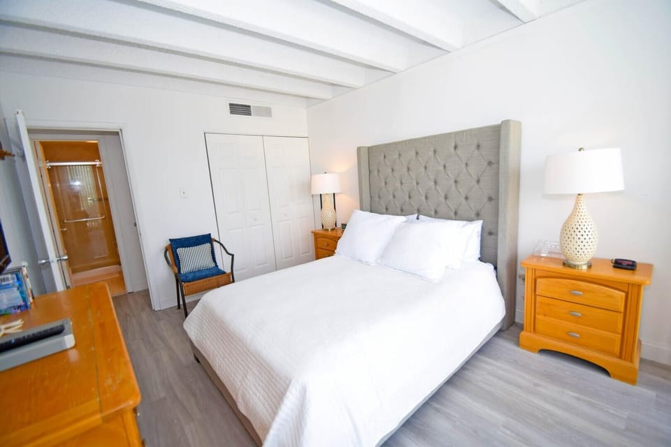 Condo, 1 Bedroom | 1 bedroom, iron/ironing board, WiFi (free)