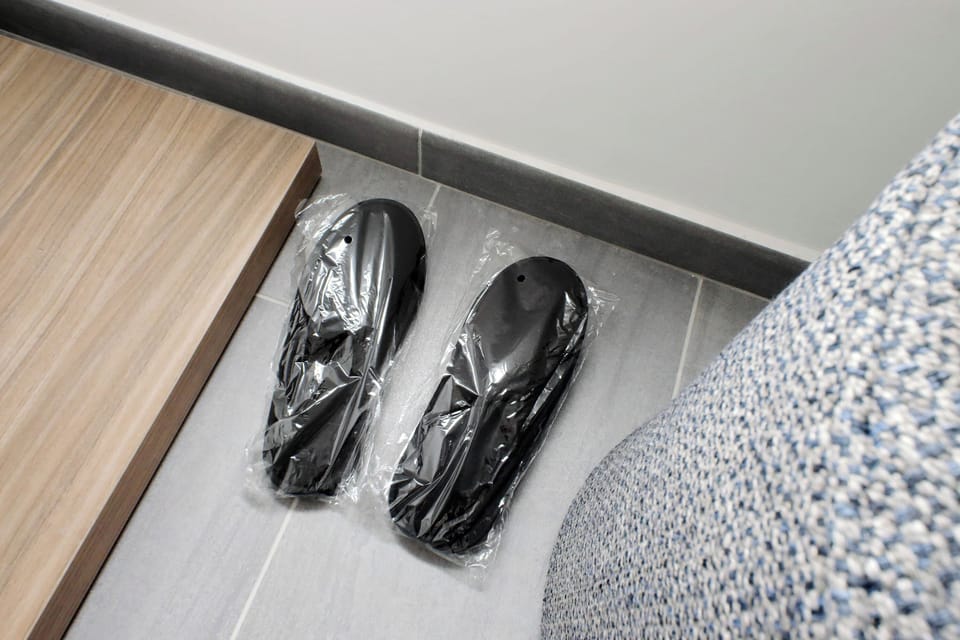 Deluxe Triple Room, 2 Bedrooms | In-room safe, desk, iron/ironing board, free WiFi