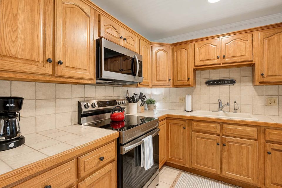 Fully Equipped Kitchen | Perfect for Home-Cooked Meals