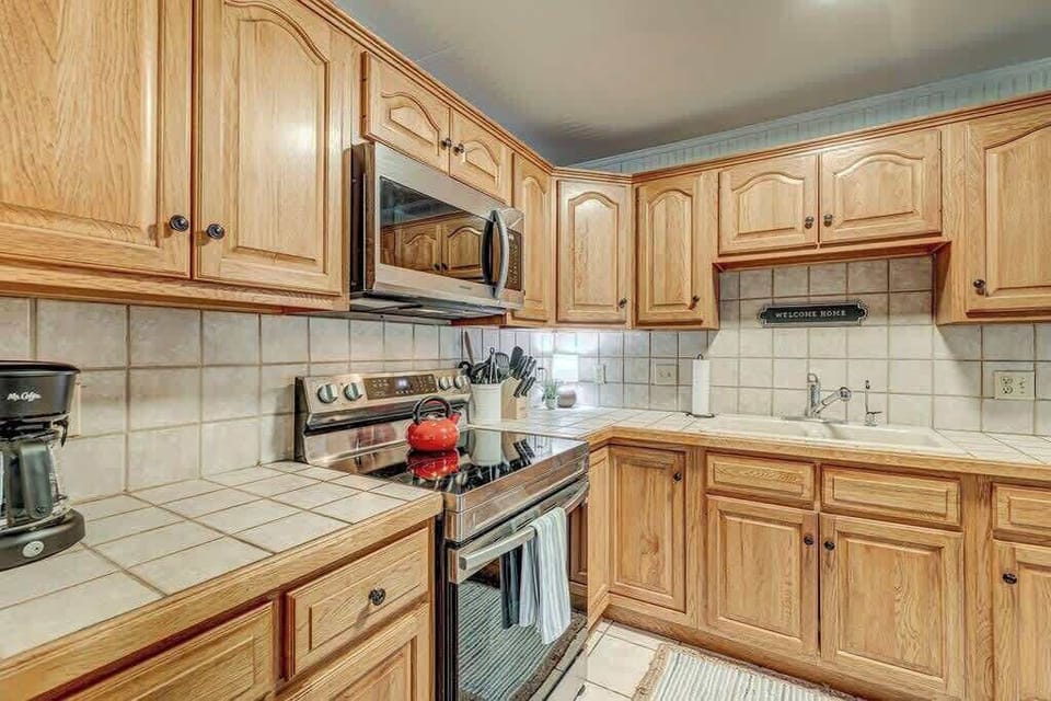 Fully equipped kitchen