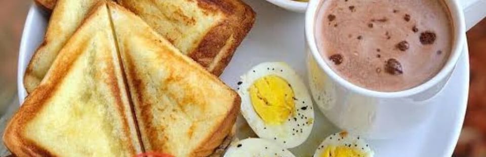 Free daily English breakfast