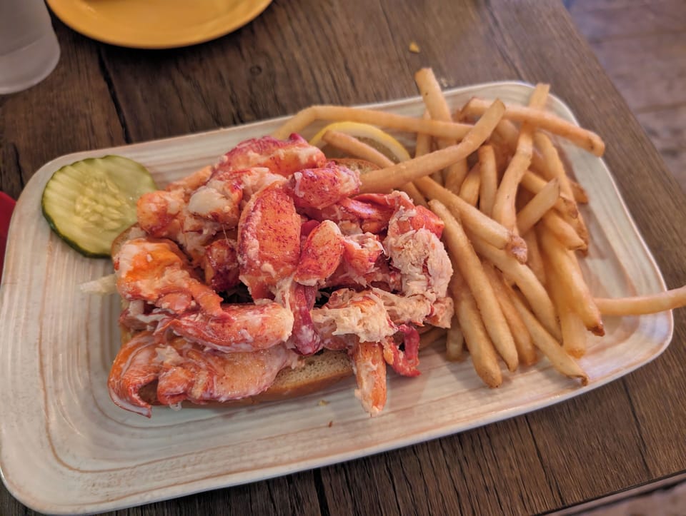Capt Jacks lobster roll!  8 oz!!!
