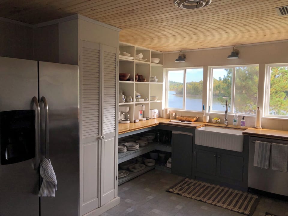 Fully stocked kitchen & pantry with complimentary basic ingredients.
