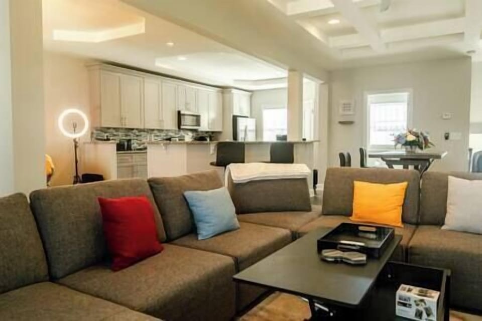 Living Room (3)