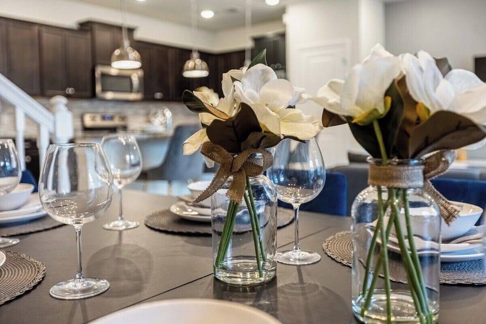 dinning table