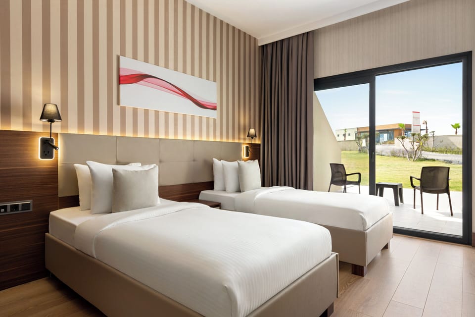 Premium bedding, minibar, in-room safe, desk