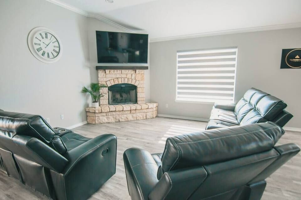 Living Room with 65 inch TV