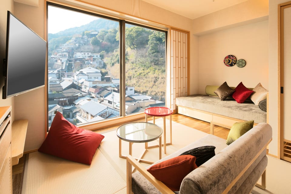 HATSUNE Premium, Twin Room with Open-Air Bath, Non Smoking | Down comforters, in-room safe, WiFi (free), bed sheets