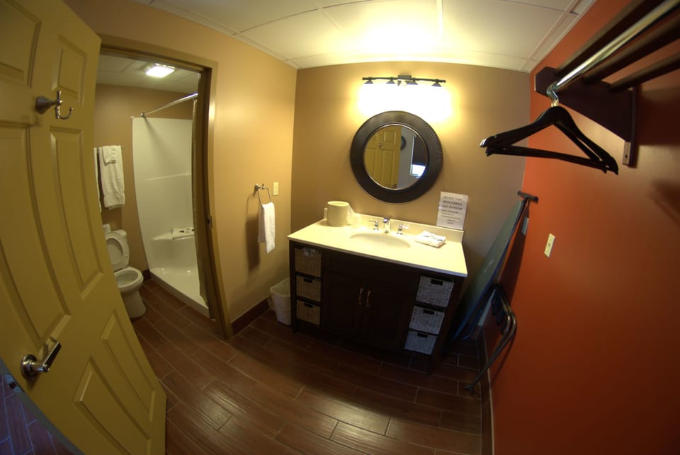 Bathroom sink
