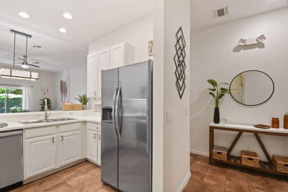 303 Lucaya Loop - 07.JPG