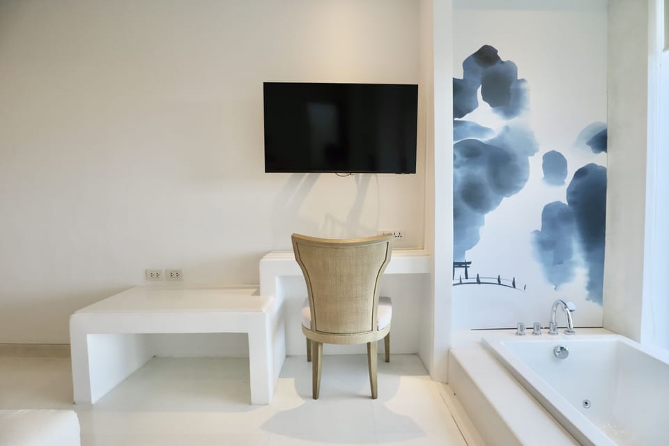 Panoramic Duplex Pool Villa | Premium bedding, free minibar items, in-room safe, desk
