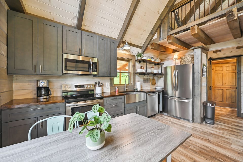 Kitchen & Dining | Equipped w/ Cooking Essentials | Dishware & Flatware Provided
