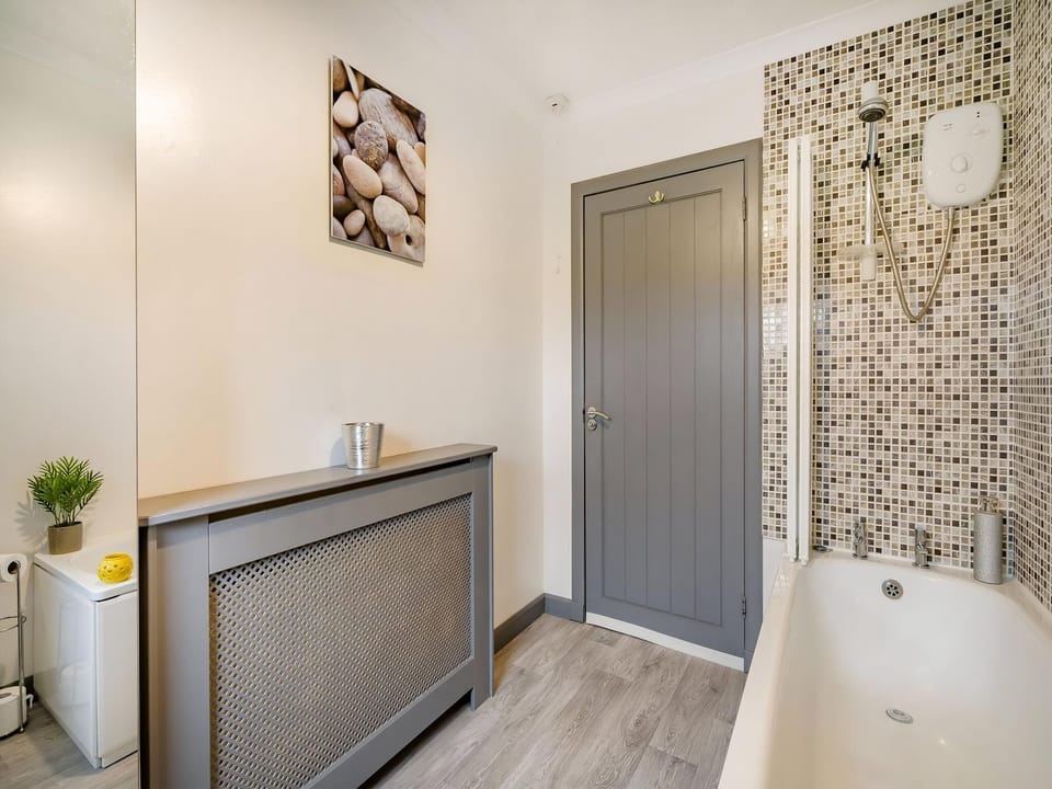 Bathroom | Highview, Brodick, Isle of Arran