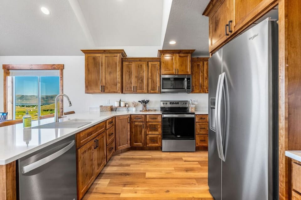 Full Kitchen