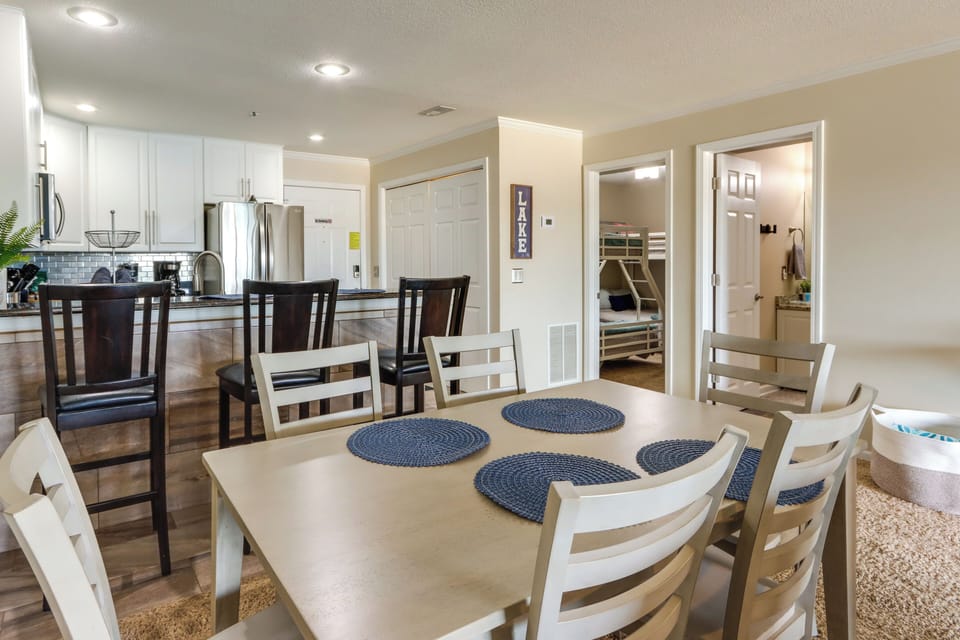 Dining Area | Dishware & Flatware Provided | Breakfast Bar w/ Additional Seating