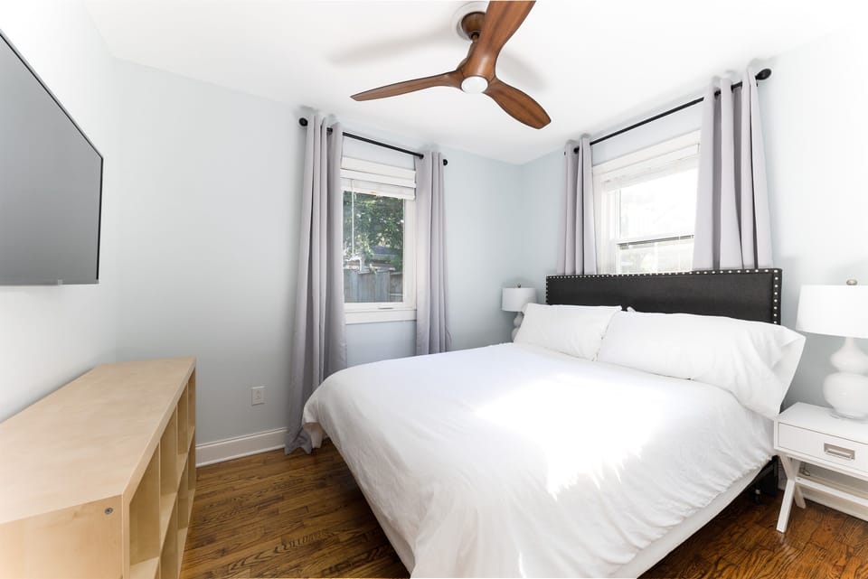 Queen Bedroom