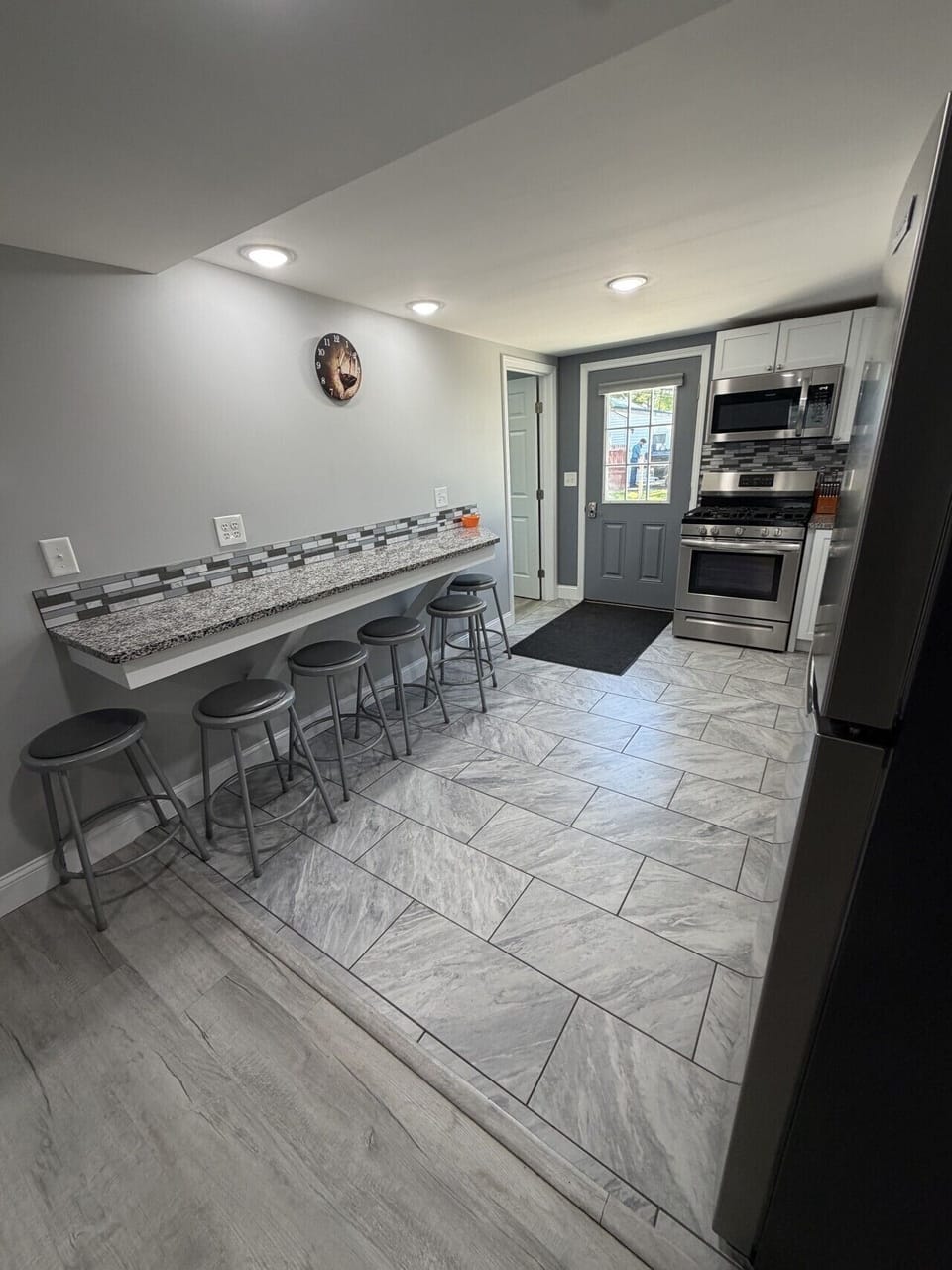 Kitchen W/Dining