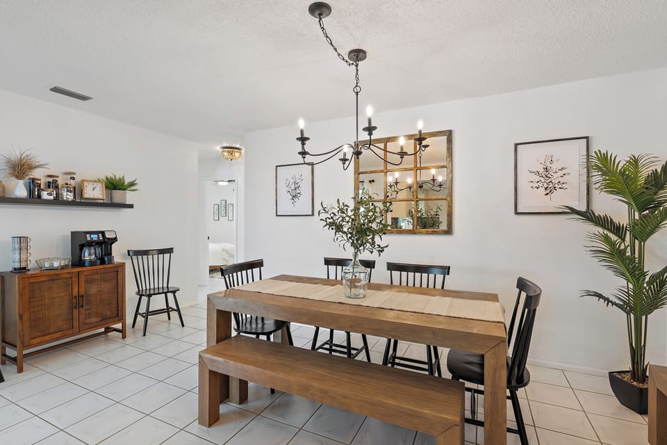 Dining table with seating for 6+