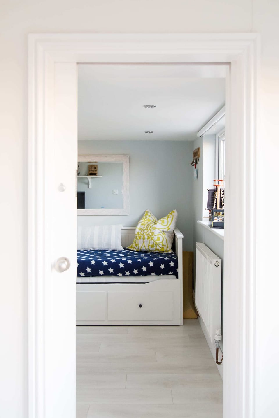 Off from the living area, you'll find the snug. A play room, hang out area or separate bedroom for a teen.