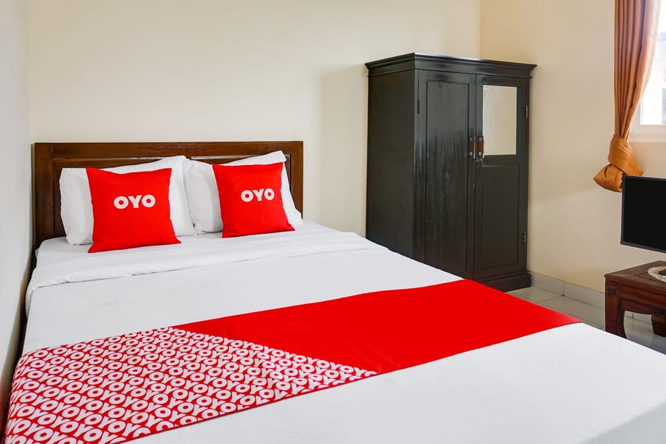 Standard Double Room | Laptop workspace, free WiFi, bed sheets
