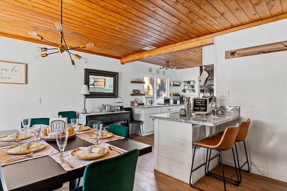 Convenience meets comfort—dine by the kitchen with everything you need just steps away.